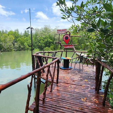 Phang Nga Bay Khanittha Homestay Ban Khiam Kültér fotó